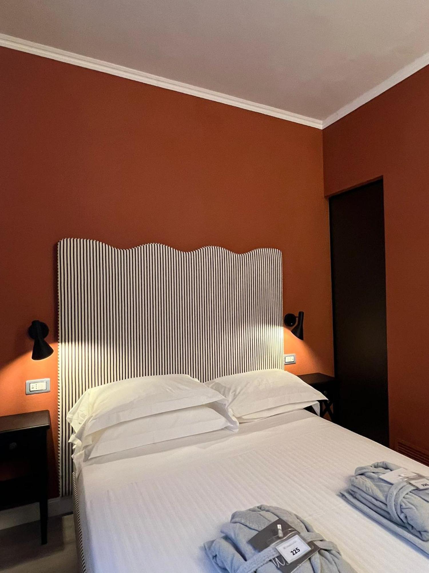 Standard Double Room Unlimited Access to the Thermal Pools,1656231248:JPEG